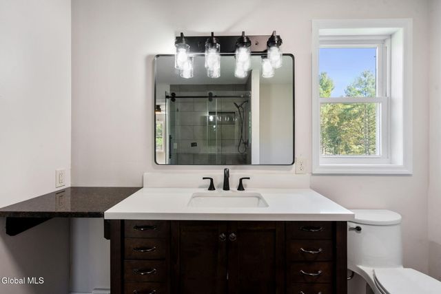 30 Dick Lynch Road, Stillwater, NY 12170