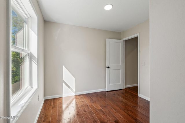 30 Dick Lynch Road, Stillwater, NY 12170