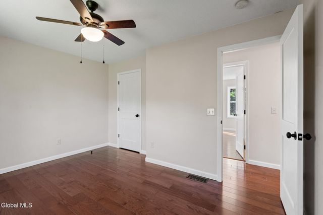 30 Dick Lynch Road, Stillwater, NY 12170