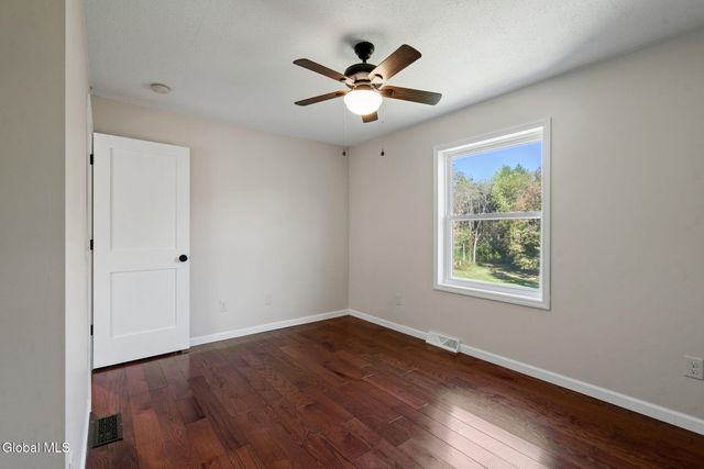 30 Dick Lynch Road, Stillwater, NY 12170