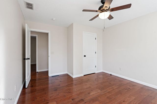 30 Dick Lynch Road, Stillwater, NY 12170