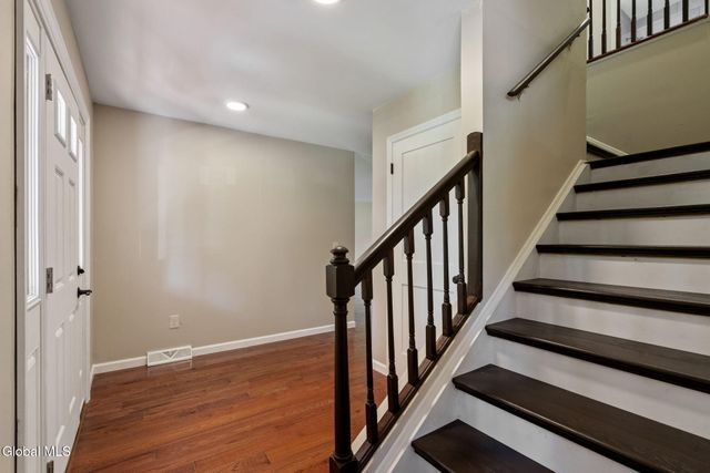 30 Dick Lynch Road, Stillwater, NY 12170