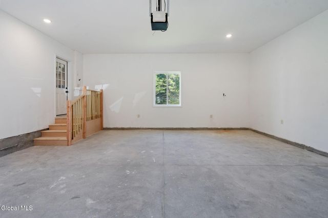 30 Dick Lynch Road, Stillwater, NY 12170