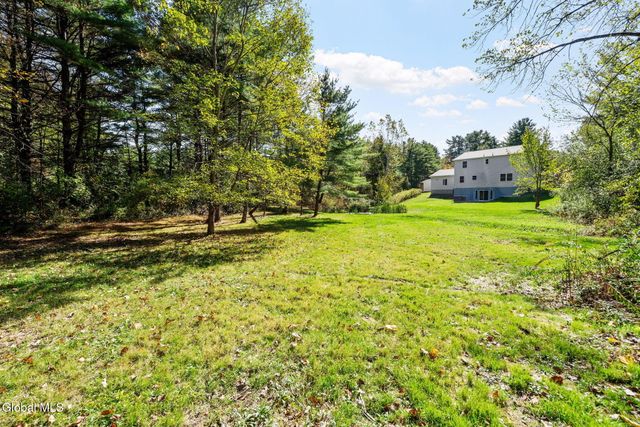 30 Dick Lynch Road, Stillwater, NY 12170