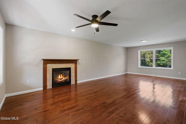 30 Dick Lynch Road, Stillwater, NY 12170