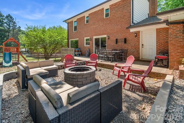 6070 Ferncliff Drive, Concord, NC 28027