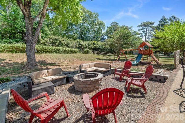 6070 Ferncliff Drive, Concord, NC 28027