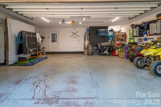 6070 Ferncliff Drive, Concord, NC 28027