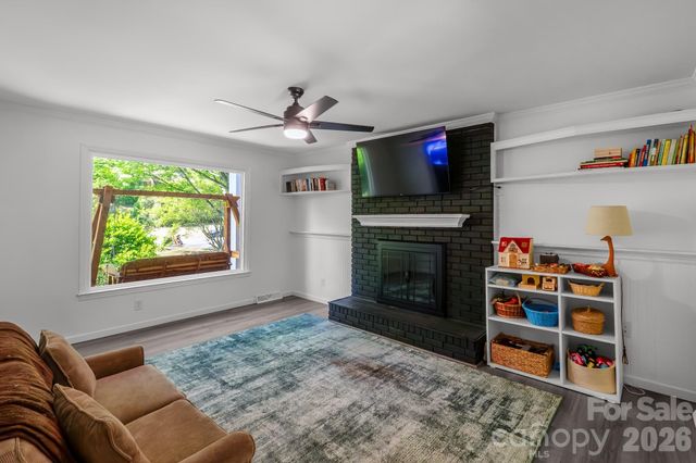 6070 Ferncliff Drive, Concord, NC 28027