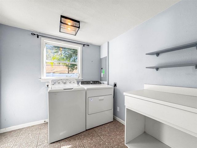 1011 PARK DRIVE, Dunedin, FL 34698