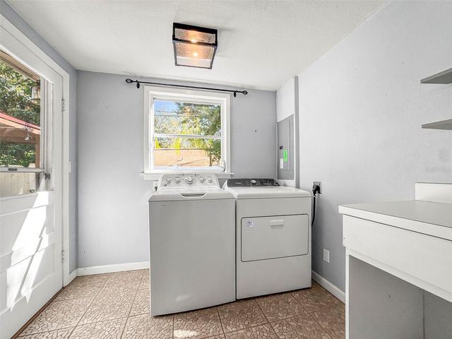 1011 PARK DRIVE, Dunedin, FL 34698