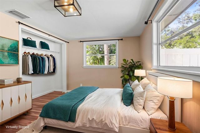 1011 PARK DRIVE, Dunedin, FL 34698