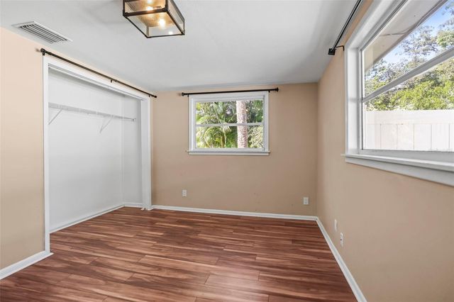 1011 PARK DRIVE, Dunedin, FL 34698