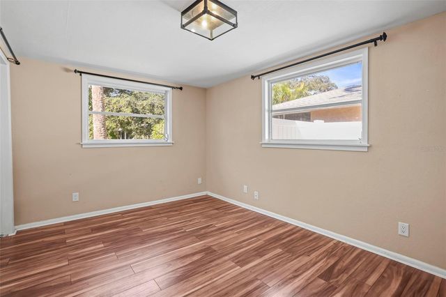 1011 PARK DRIVE, Dunedin, FL 34698