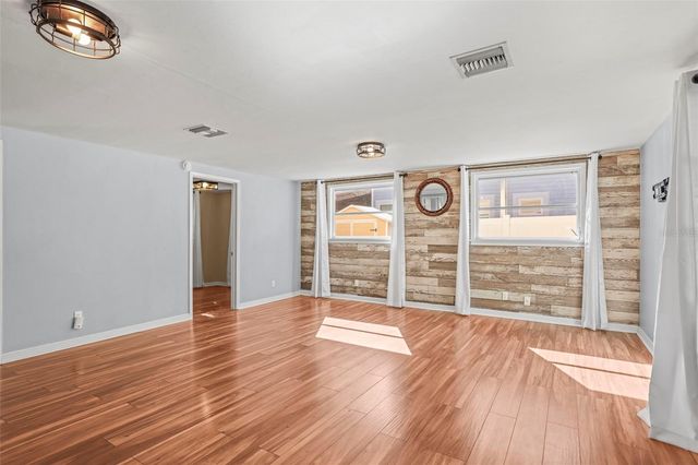 1011 PARK DRIVE, Dunedin, FL 34698