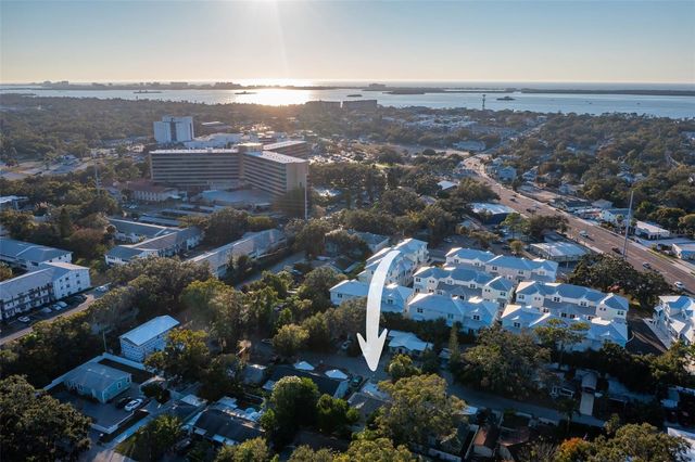 1011 PARK DRIVE, Dunedin, FL 34698