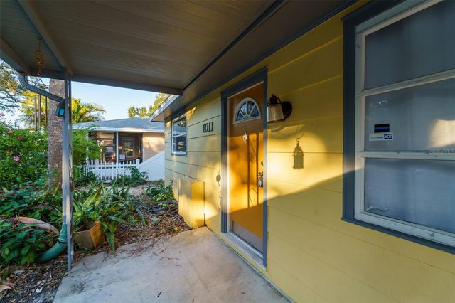 1011 PARK DRIVE, Dunedin, FL 34698