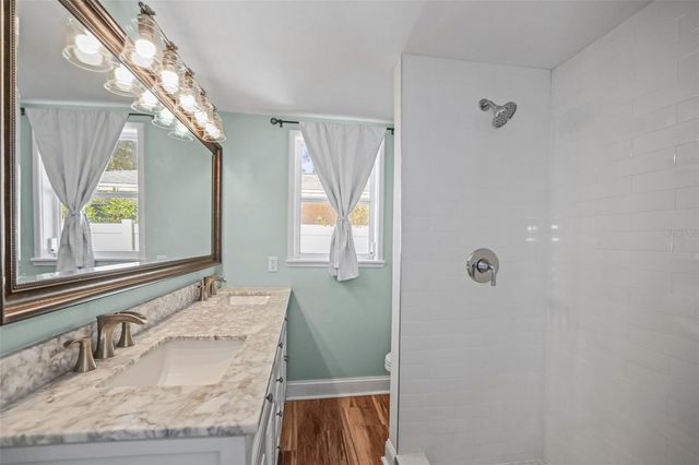 1011 PARK DRIVE, Dunedin, FL 34698