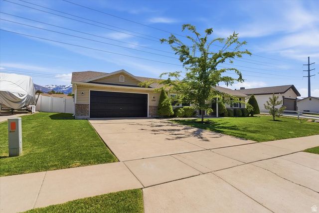 1297 S 925 W, Woods Cross, UT 84087