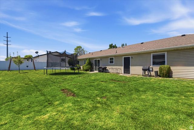 1297 S 925 W, Woods Cross, UT 84087