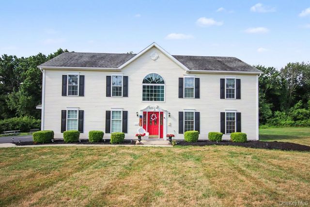71 Dellwood Court, Westtown, NY 10998