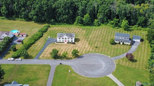 71 Dellwood Court, Westtown, NY 10998
