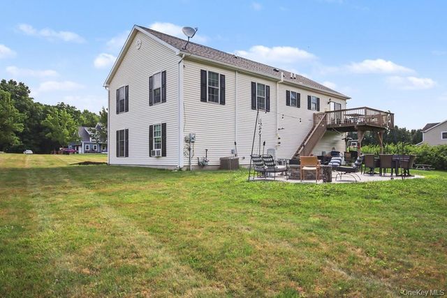 71 Dellwood Court, Westtown, NY 10998
