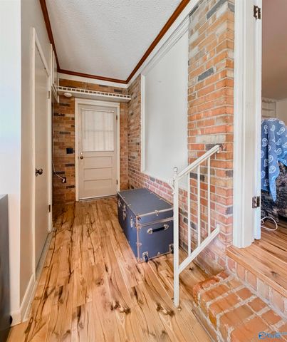 802 Penn Circle SE, Hartselle, AL 35640