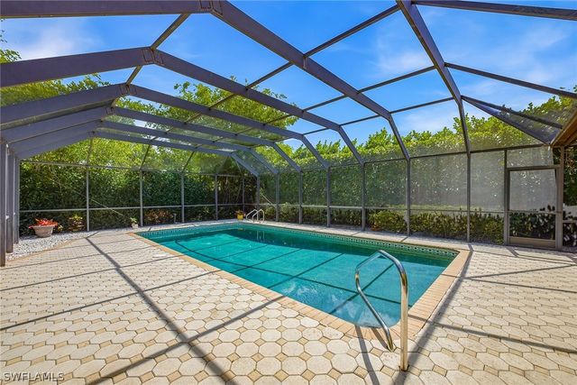 2752 14th ST N, Naples, FL 34103