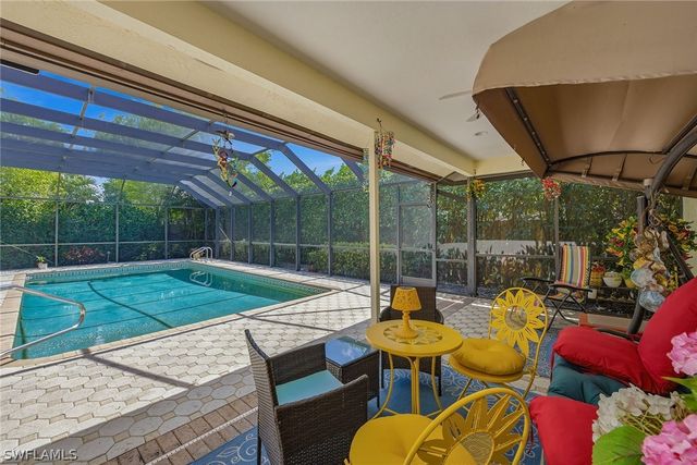 2752 14th ST N, Naples, FL 34103