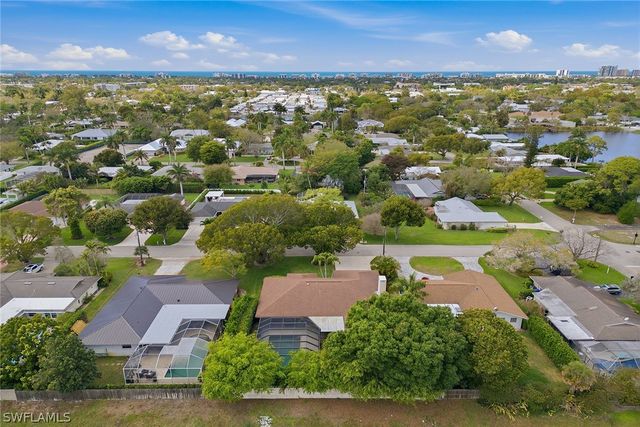 2752 14th ST N, Naples, FL 34103