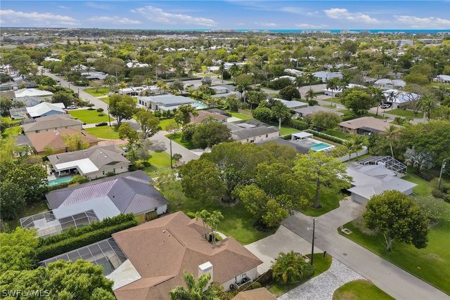 2752 14th ST N, Naples, FL 34103