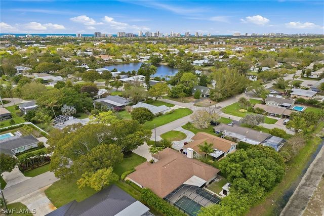 2752 14th ST N, Naples, FL 34103