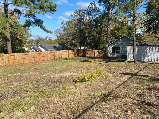 309 Hobson Street, Weatherford, TX 76086