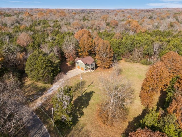 1560 River Rd, Chapel Hill, TN 37034