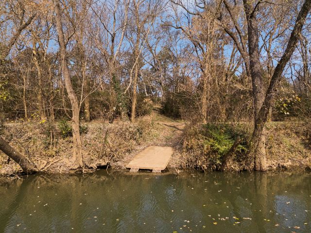 1560 River Rd, Chapel Hill, TN 37034