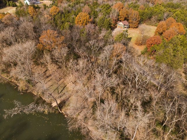 1560 River Rd, Chapel Hill, TN 37034