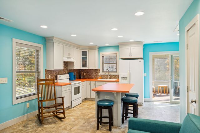 1560 River Rd, Chapel Hill, TN 37034