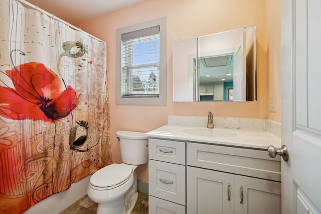 1560 River Rd, Chapel Hill, TN 37034