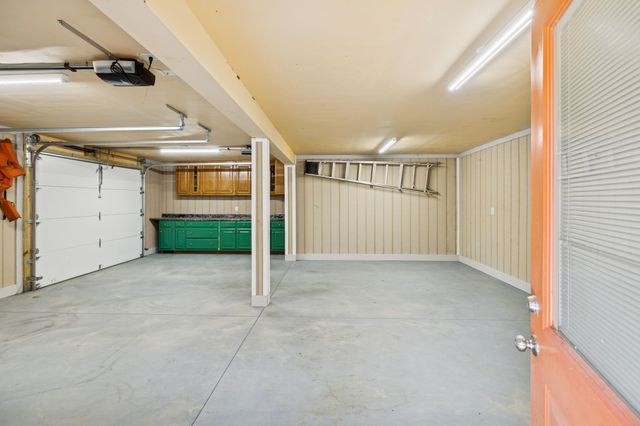 1560 River Rd, Chapel Hill, TN 37034