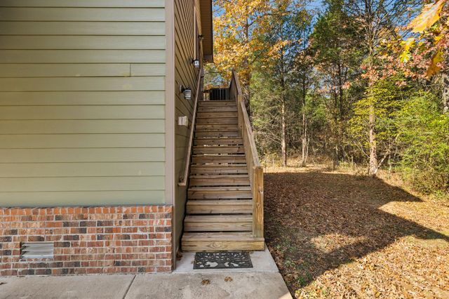 1560 River Rd, Chapel Hill, TN 37034