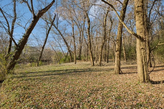 1560 River Rd, Chapel Hill, TN 37034