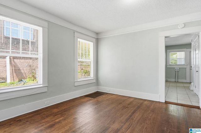 1402 44TH STREET, Birmingham, AL 35212