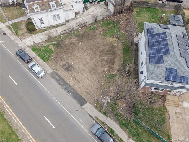 43 Peninsula Boulevard, Hempstead, NY 11550