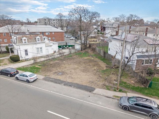 43 Peninsula Boulevard, Hempstead, NY 11550