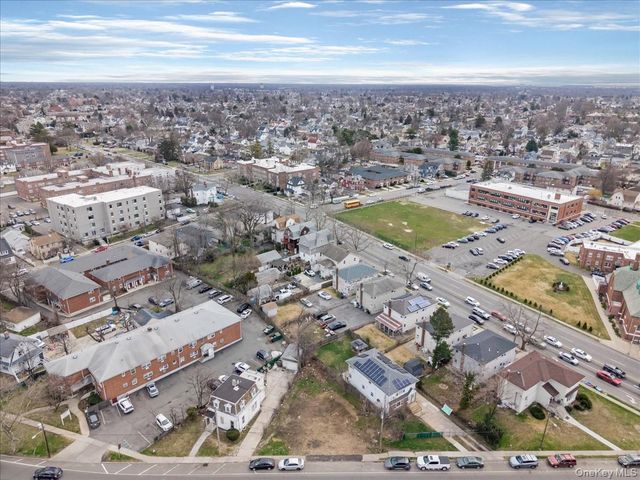 43 Peninsula Boulevard, Hempstead, NY 11550