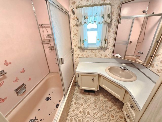 205 VIA VENETO, Venice, FL 34285