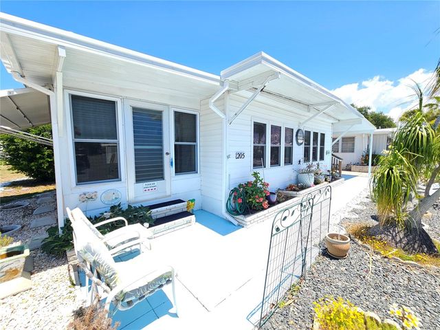 205 VIA VENETO, Venice, FL 34285