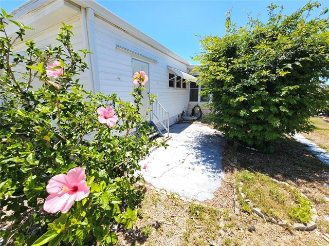 205 VIA VENETO, Venice, FL 34285