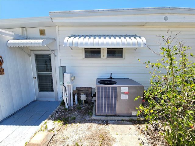 205 VIA VENETO, Venice, FL 34285